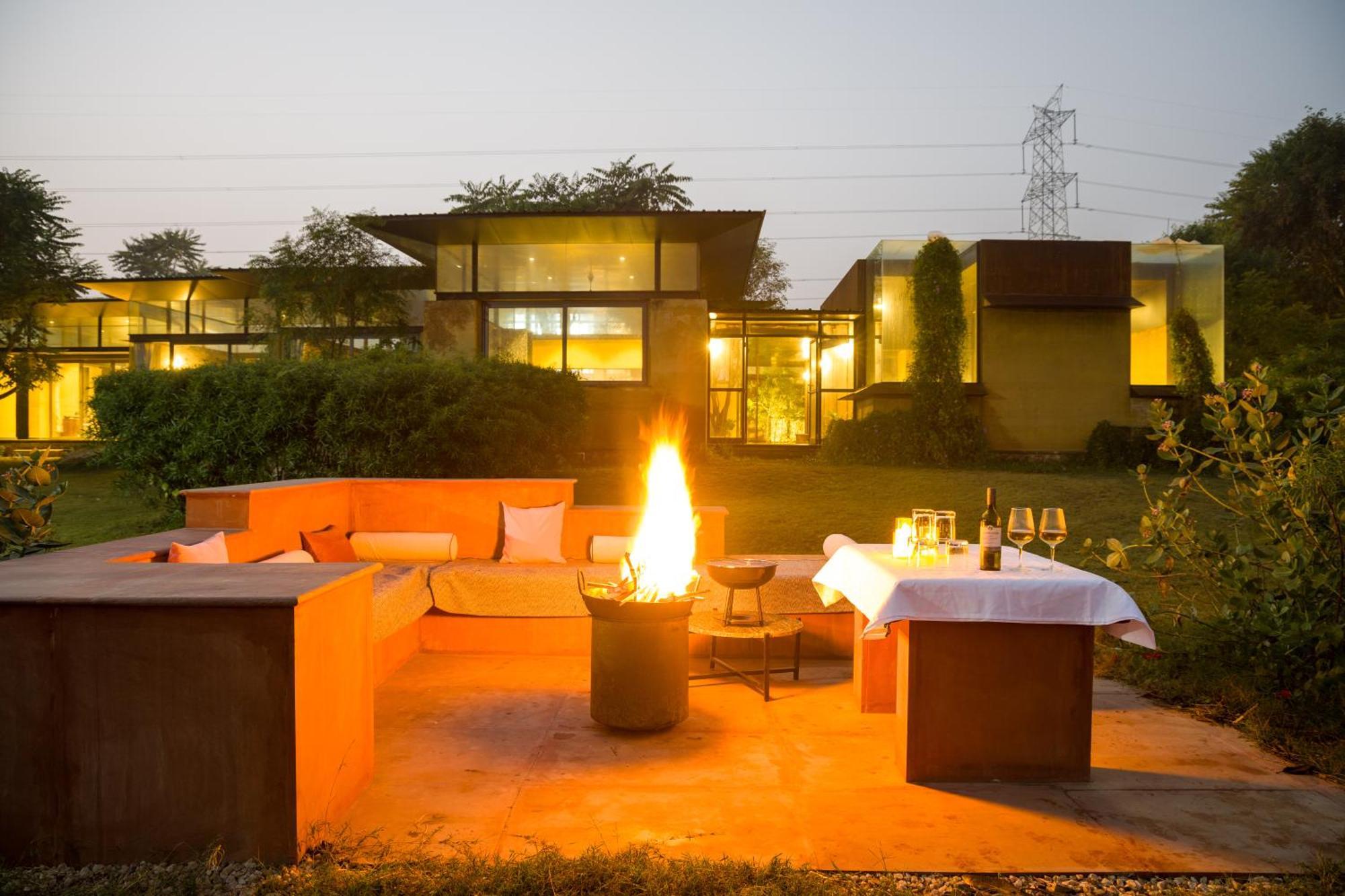 Elivaas Hari Bagh 4 Bhk Villa With Gaming Zone & Art Nook Jaipur Exterior photo